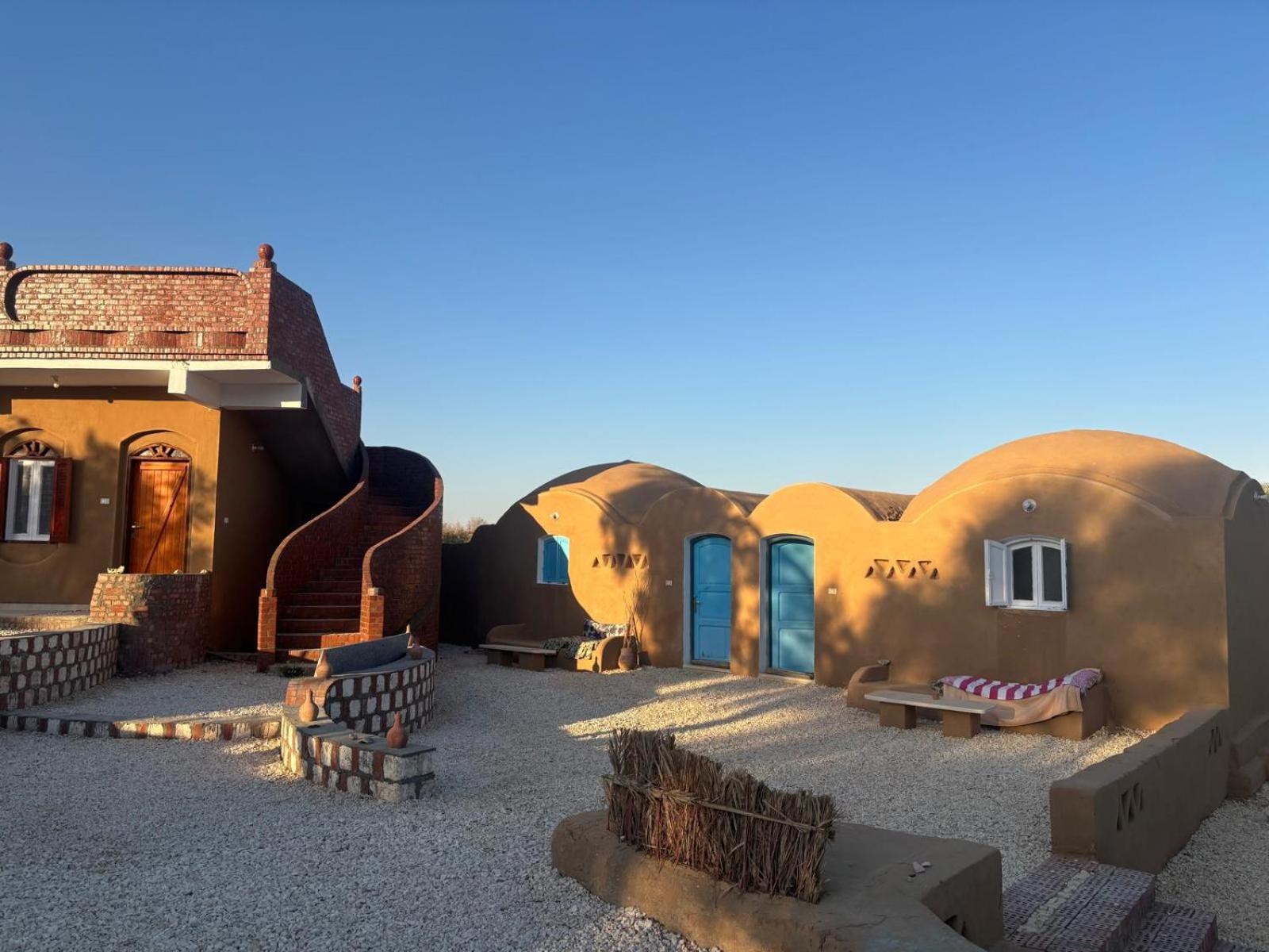 Beir El Gabal Hotel Qasr Dakhl エクステリア 写真