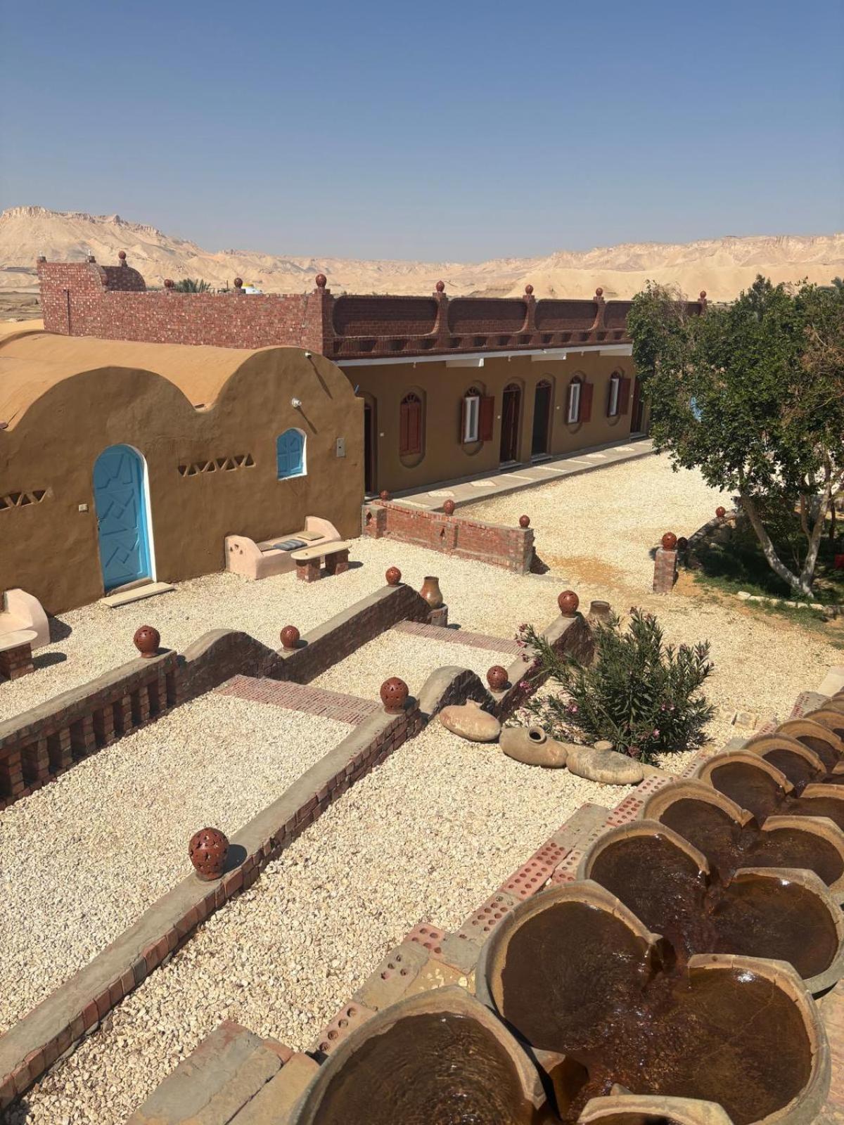 Beir El Gabal Hotel Qasr Dakhl エクステリア 写真