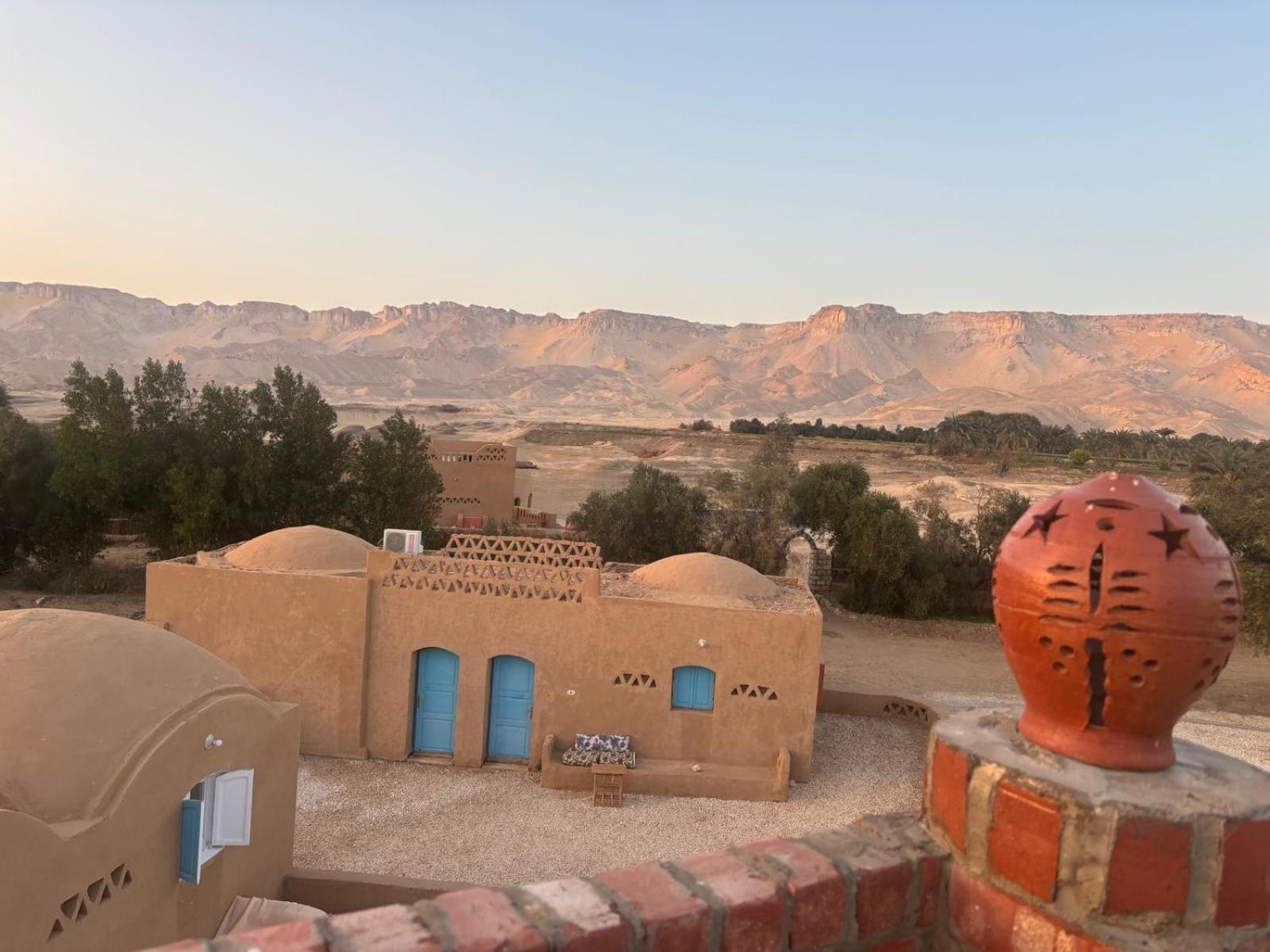 Beir El Gabal Hotel Qasr Dakhl エクステリア 写真